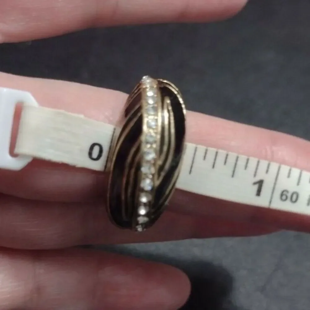 Gold tone black enamel rhinestone ring size 6.5